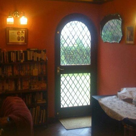 Newcourt B & B คลานท์วิท เมเจอร์ ภายนอก รูปภาพ